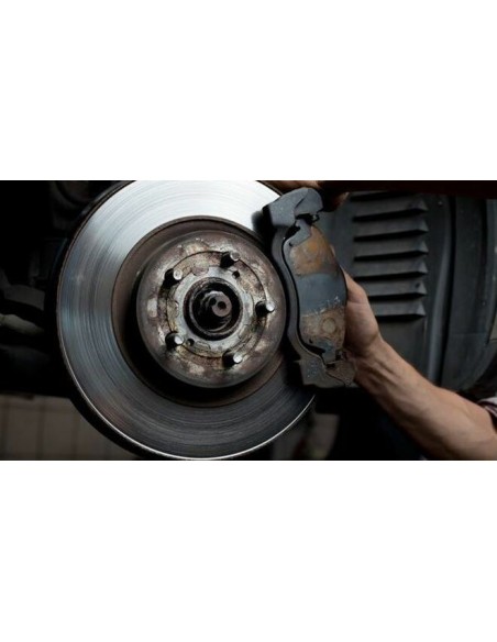 CAMBIO DE PASTILLAS Y DISCOS DE FRENO